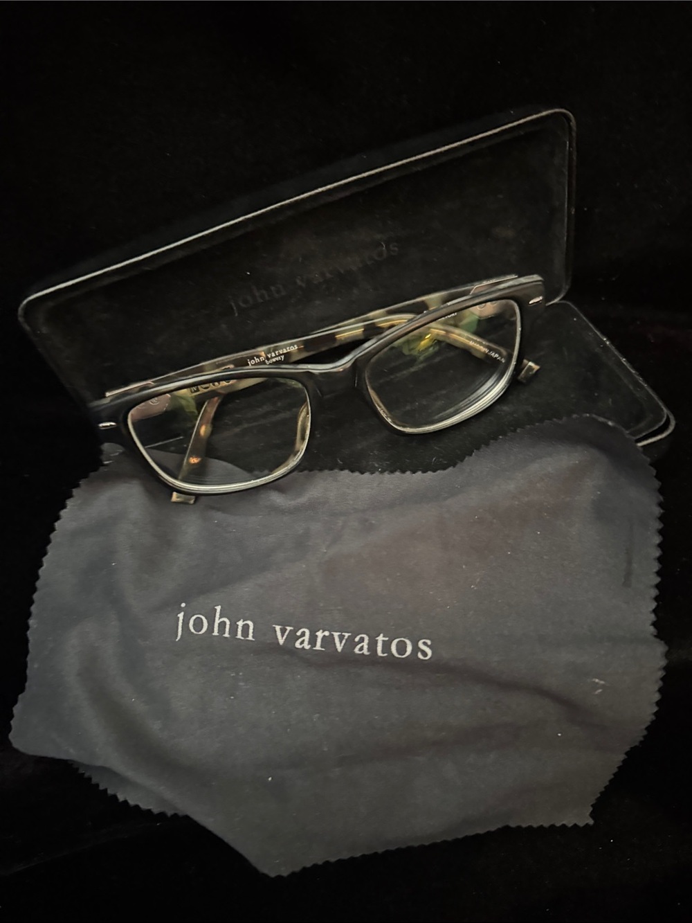 john varvatos Bowery Tortoise Shell Guitar Edition Glasses w/case